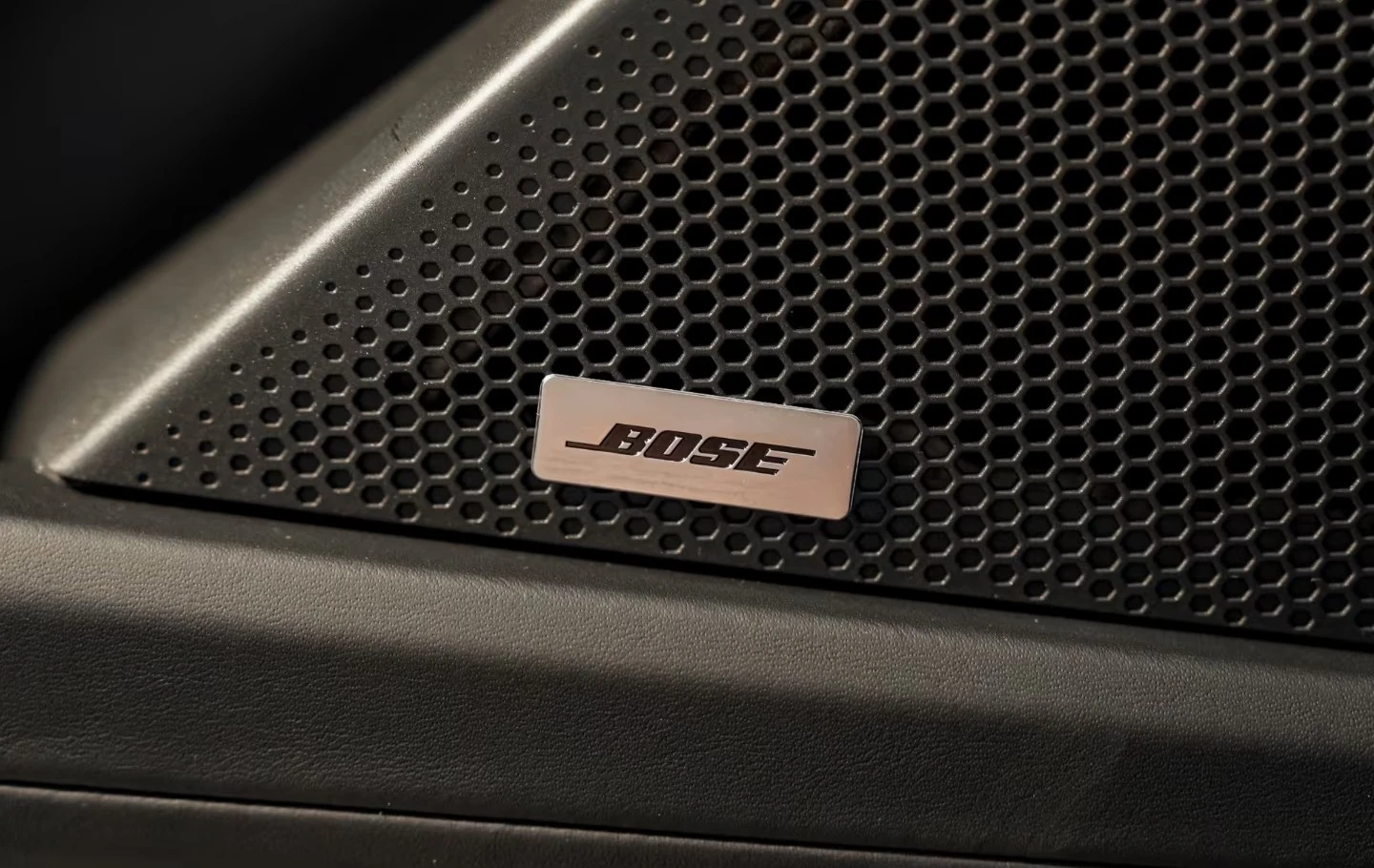 Porsche Cayenne ELECTRIC COUPE * NEW 2026* SPORT-DESIGN BOSE , снимка 11 - Автомобили и джипове - 55178941