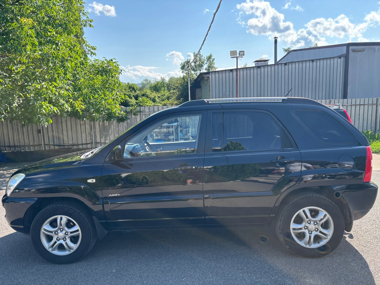 Kia Sportage 2.0 GAS 4X4, снимка 6 - Автомобили и джипове - 55363465