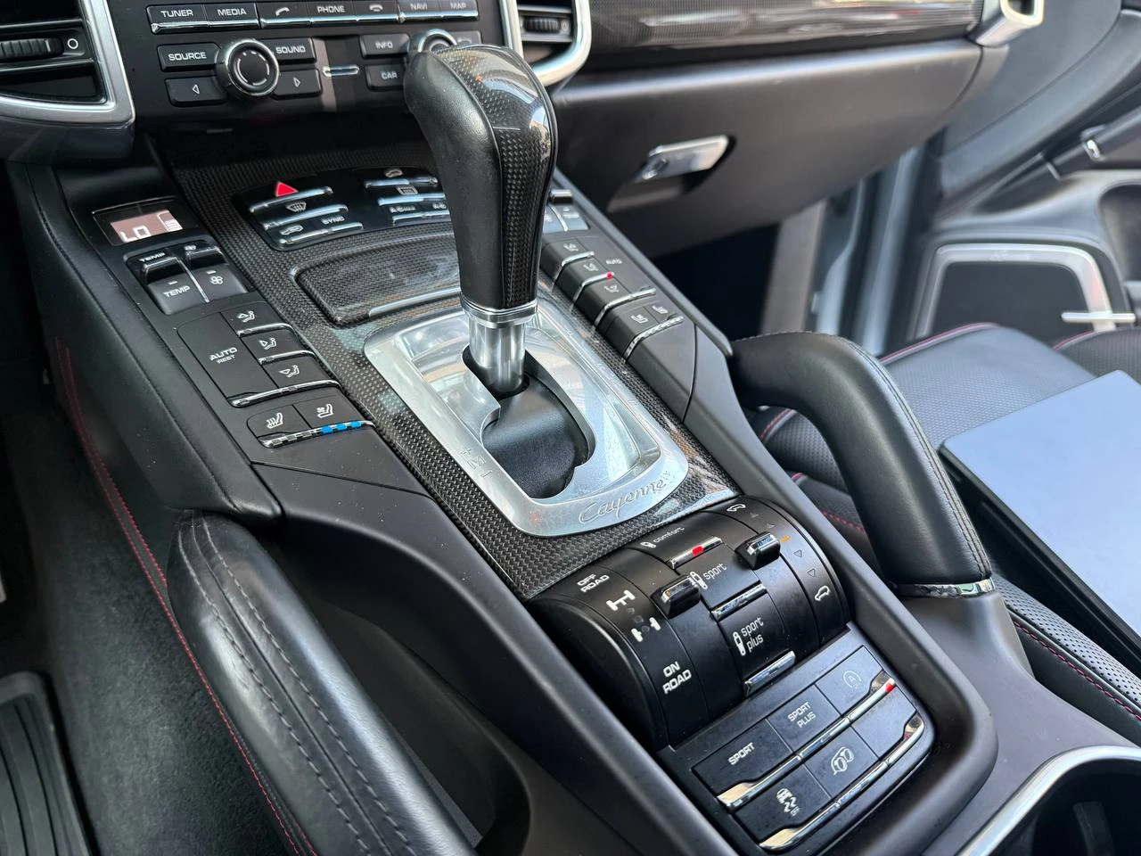 Porsche Cayenne TURBO S!* 4.8V8* FACE* FULL!КЕРАМИКА, снимка 12 - Автомобили и джипове - 55425828
