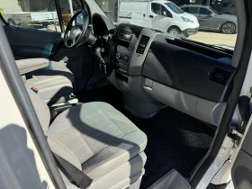 VW Crafter 2.5TDI 6-местен Клима , снимка 15