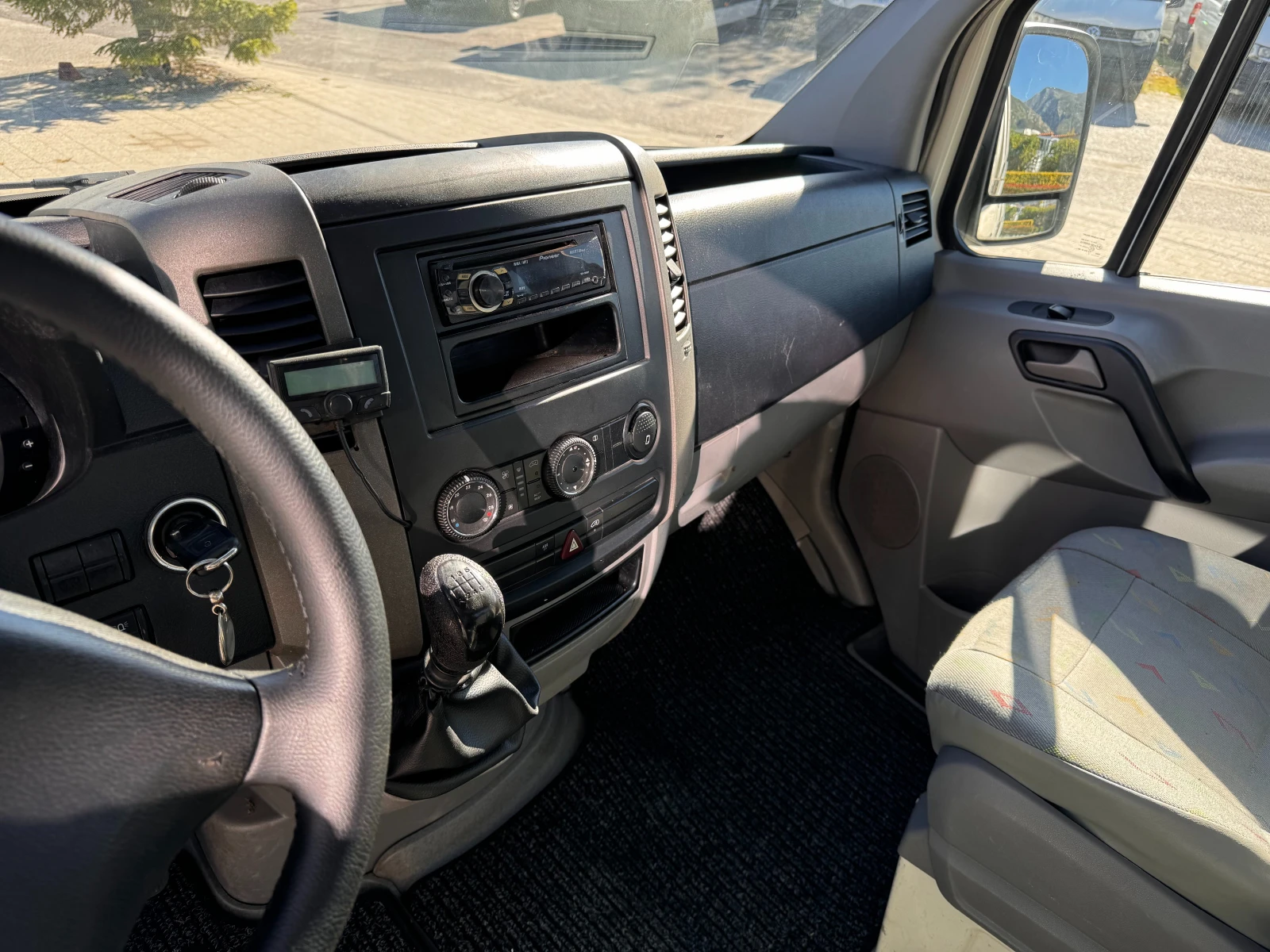 VW Crafter 2.5TDI 6-   | Mobile.bg   13