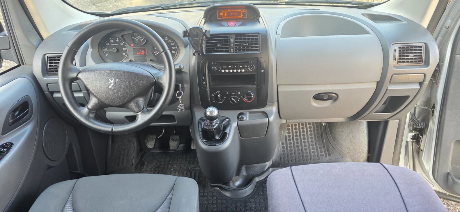 Peugeot Expert 2.0 HDI 120��. | Mobile.bg � ����������� 14
