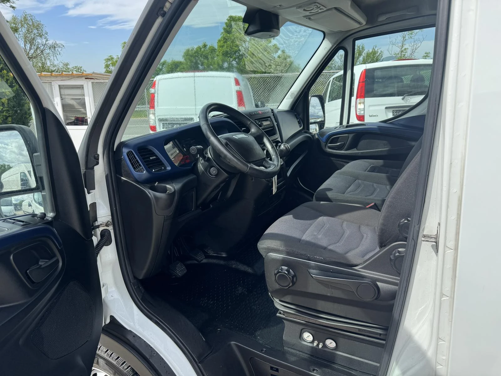 Iveco Daily 35S18 3000CC MAXI KLIMA, снимка 13 - Бусове и автобуси - 54515668