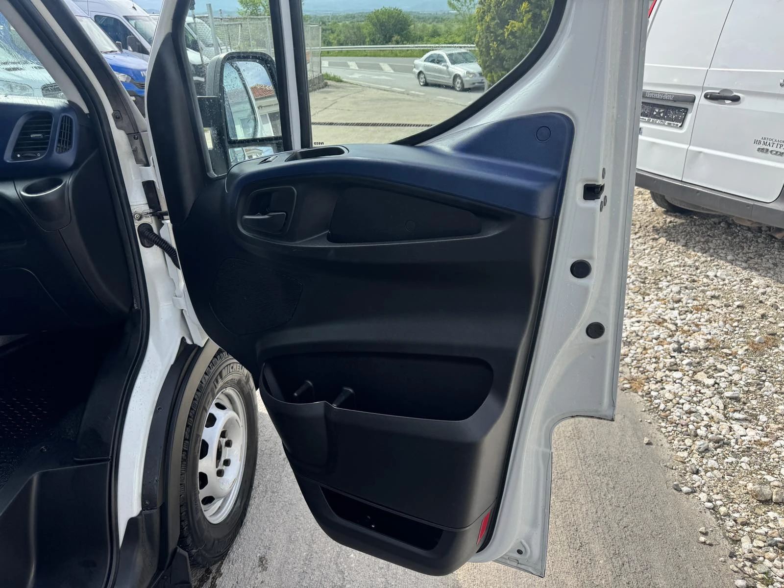 Iveco Daily 35S18 3000CC MAXI KLIMA, снимка 14 - Бусове и автобуси - 54515668