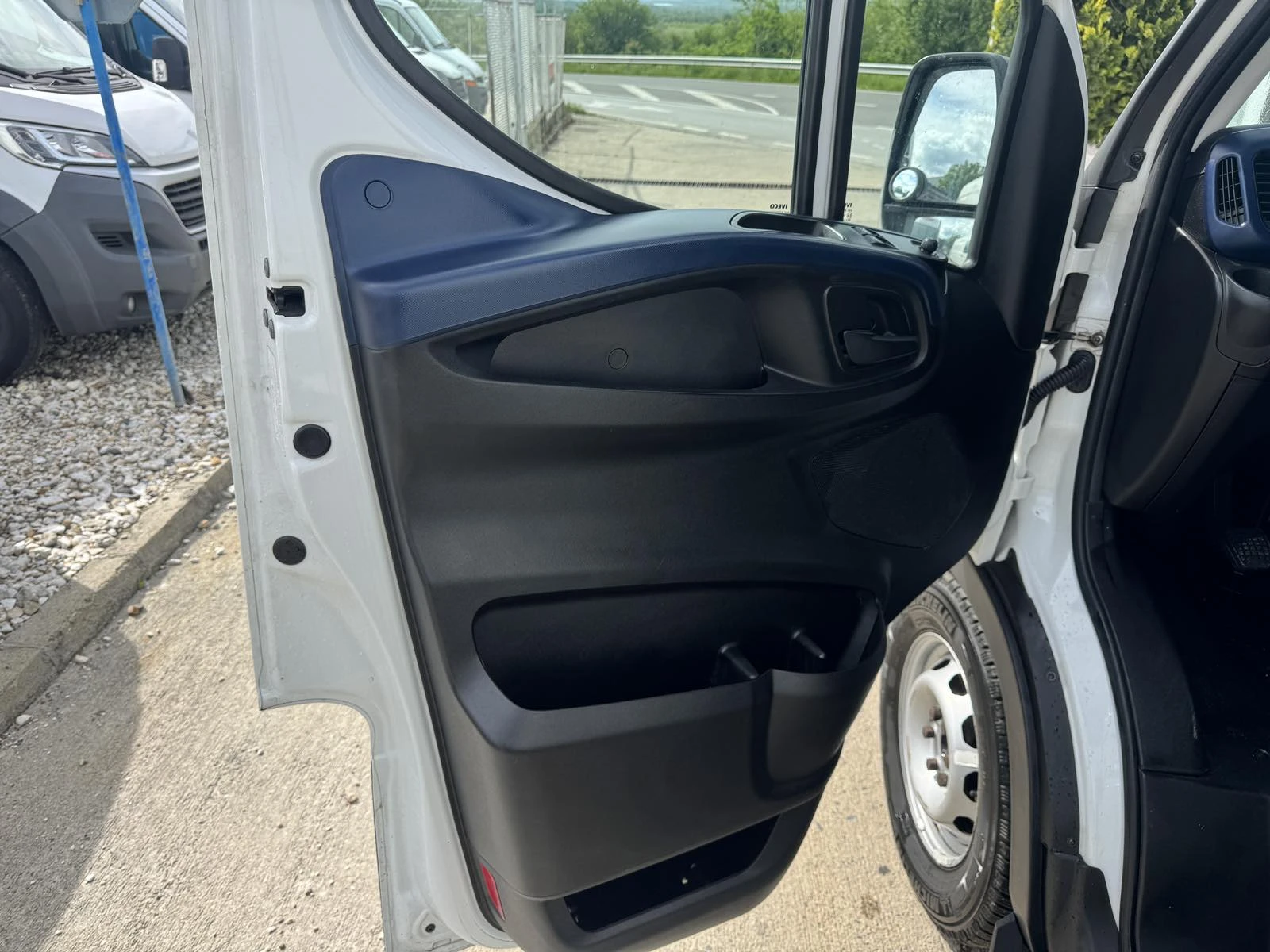 Iveco Daily 35S18 3000CC MAXI KLIMA, снимка 12 - Бусове и автобуси - 54515668