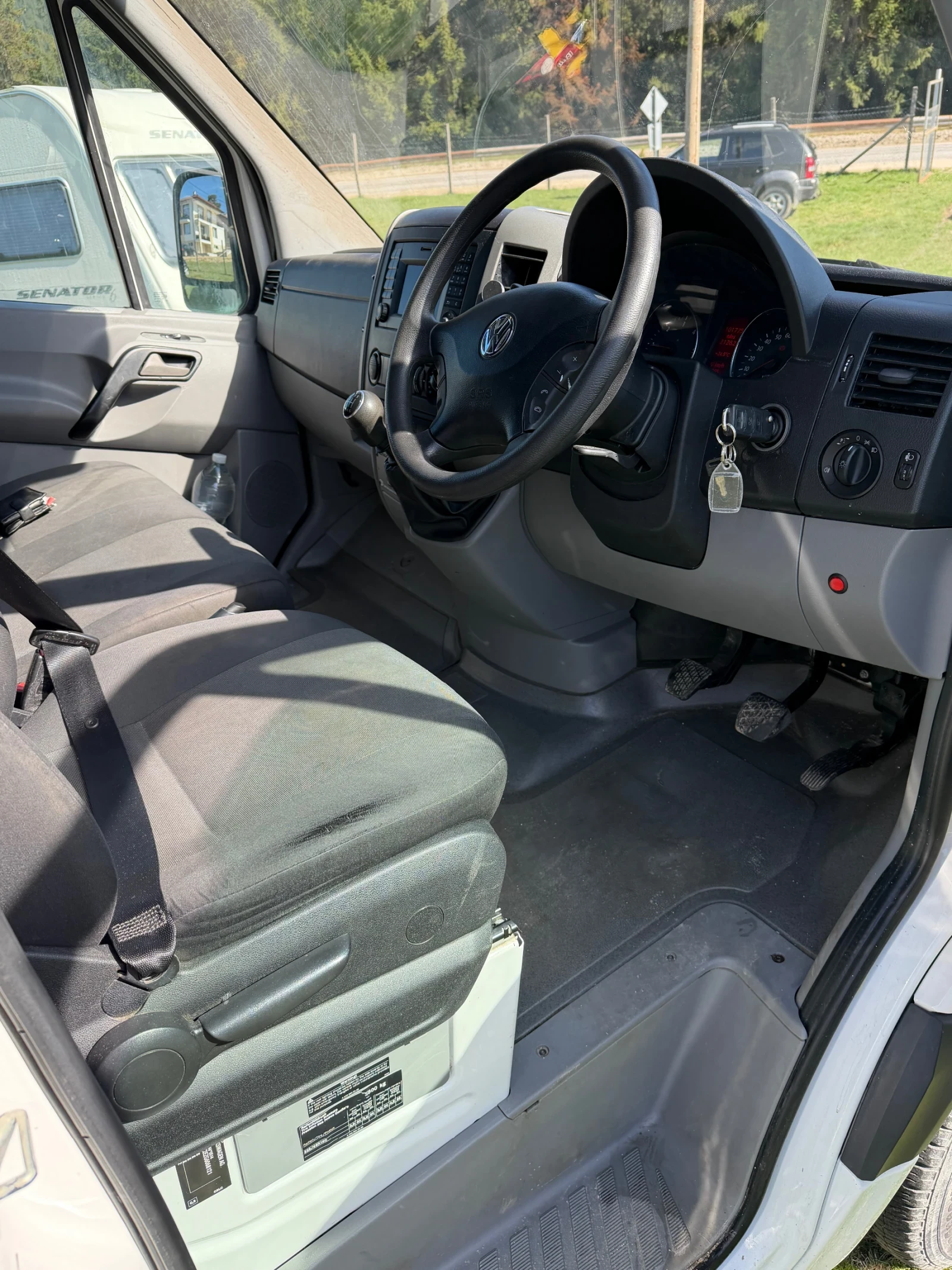 VW Crafter, снимка 10 - Бусове и автобуси - 55565868