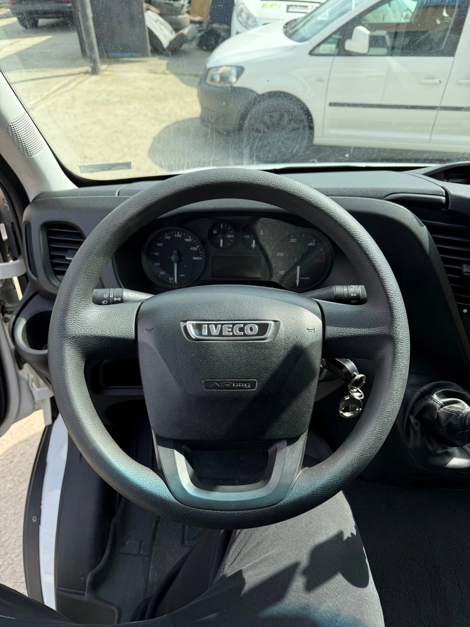 Iveco Daily 35s15, снимка 8 - Бусове и автобуси - 56542097