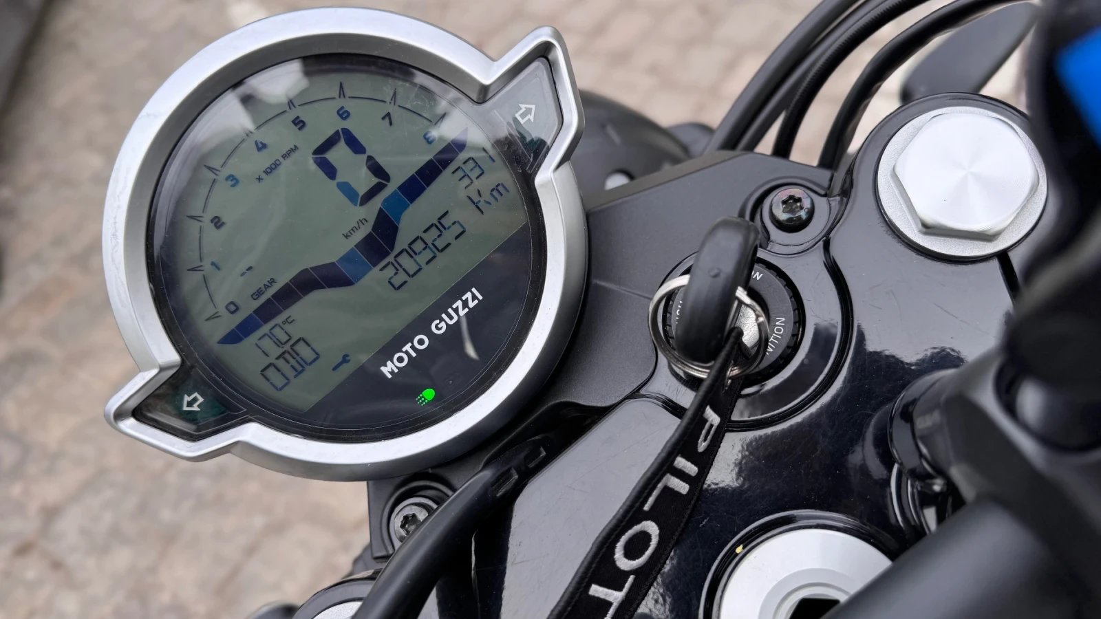 Moto Guzzi V V7 Stone 850 | Mobile.bg   13