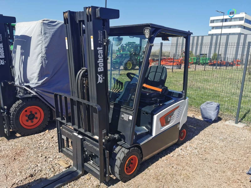 Електрокар Bobcat B18X-7