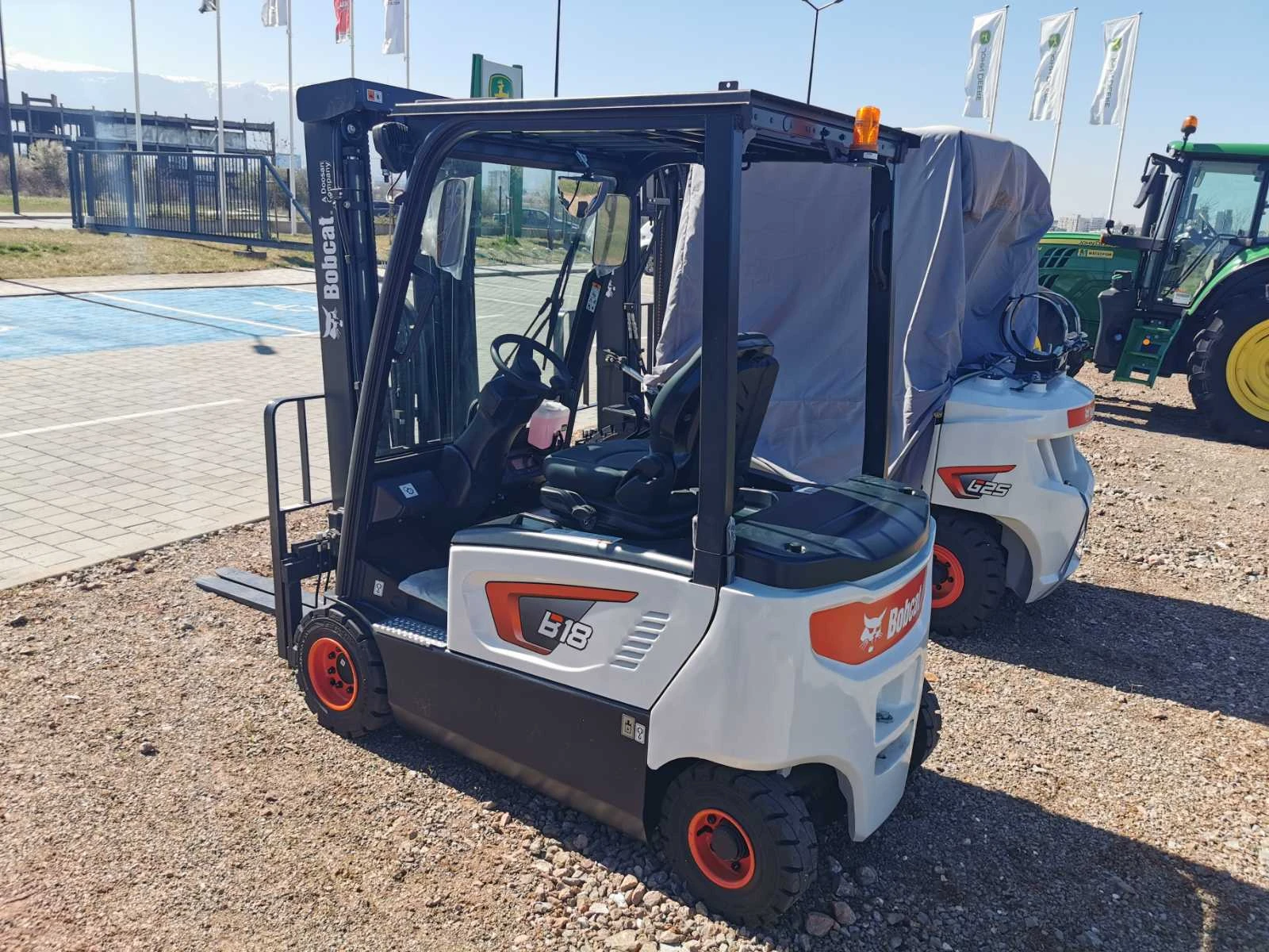���������� Bobcat B18X-7 | Mobile.bg � ����������� 6