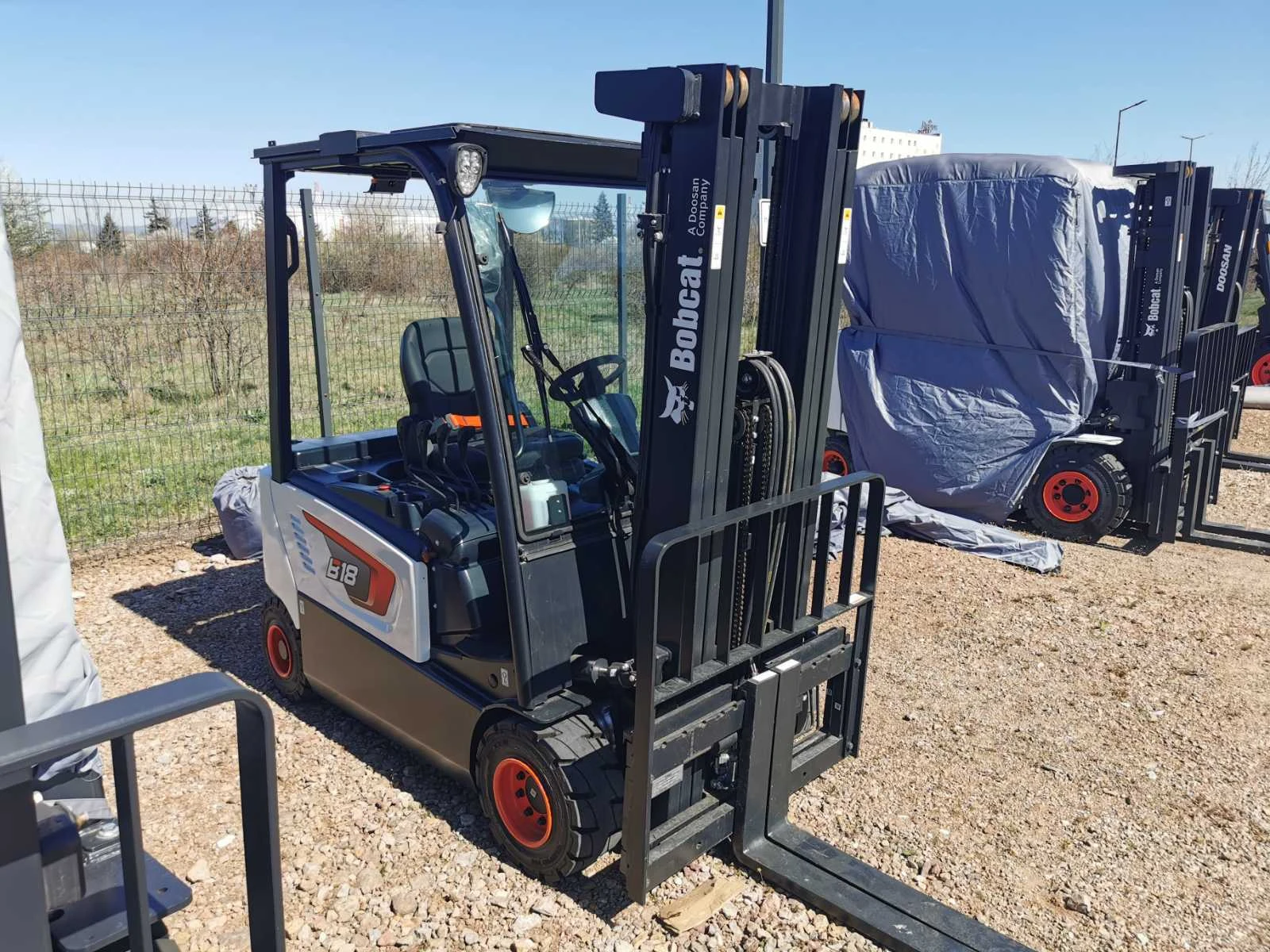 ���������� Bobcat B18X-7 | Mobile.bg � ����������� 4