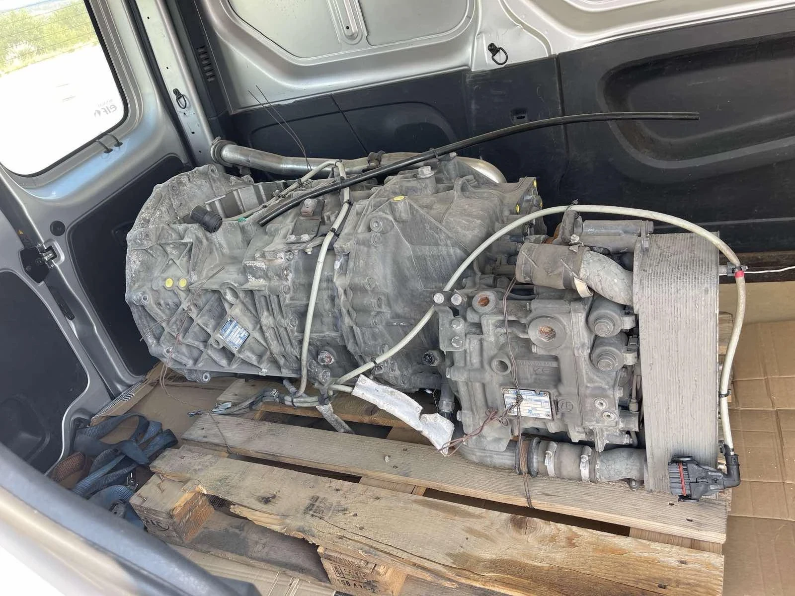 Скоростна кутия Daf XF 105.510, снимка 2 - Части - 54357644