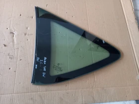 Стъкло задно ляво триъгълно Пежо 407 комби (к)