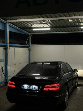 Mercedes-Benz E 220, снимка 3