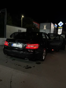 Mercedes-Benz E 220, снимка 2