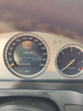 Mercedes-Benz C 320 4matic, снимка 11