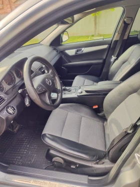 Mercedes-Benz C 320 4matic, снимка 2