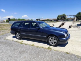 Mercedes-Benz E 300, снимка 3