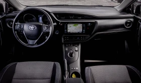 Toyota Auris 1.8 Hybrid ТОП! С ГАРАНЦИЯ! , снимка 7