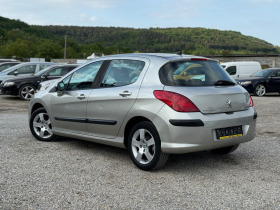 Peugeot 308 1.6HDI 90кс КЛИМАТИК , снимка 8 - Автомобили и джипове - 45454539