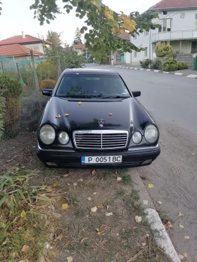     Mercedes-Benz E 220 W210