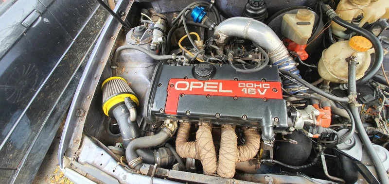 Opel Kadett Gsi 16v turbo, снимка 10 - Автомобили и джипове - 45996982