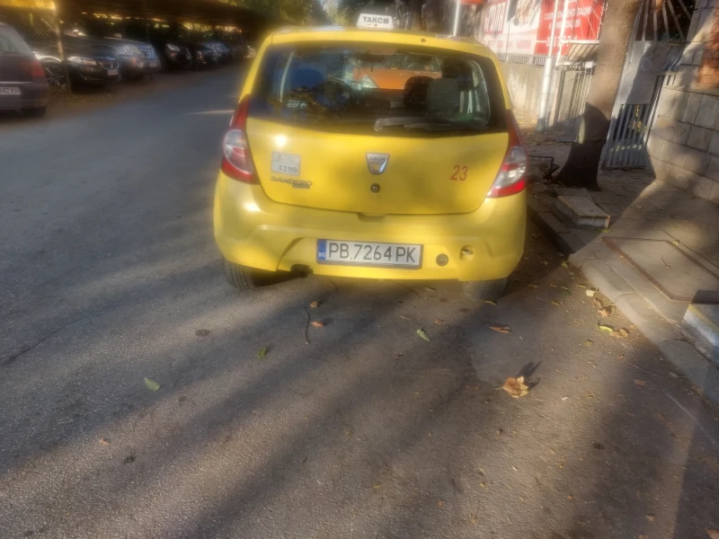 Dacia Sandero, снимка 3 - Автомобили и джипове - 48504792