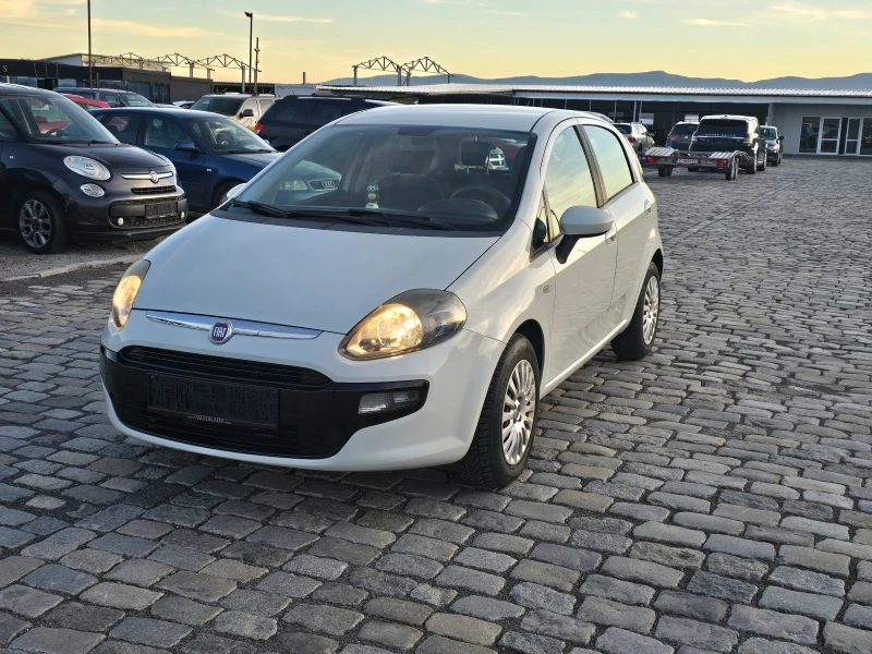 Fiat Punto 1.2i 70кс ЕВРО 5 105000 км., снимка 3 - Автомобили и джипове - 48391142