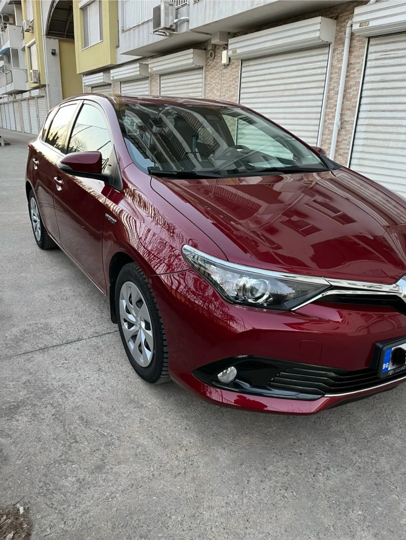 Toyota Auris, снимка 2 - Автомобили и джипове - 49392276