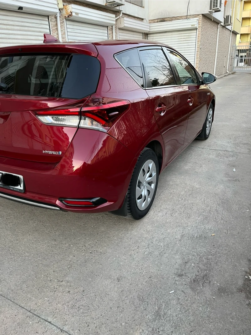 Toyota Auris, снимка 3 - Автомобили и джипове - 49392276