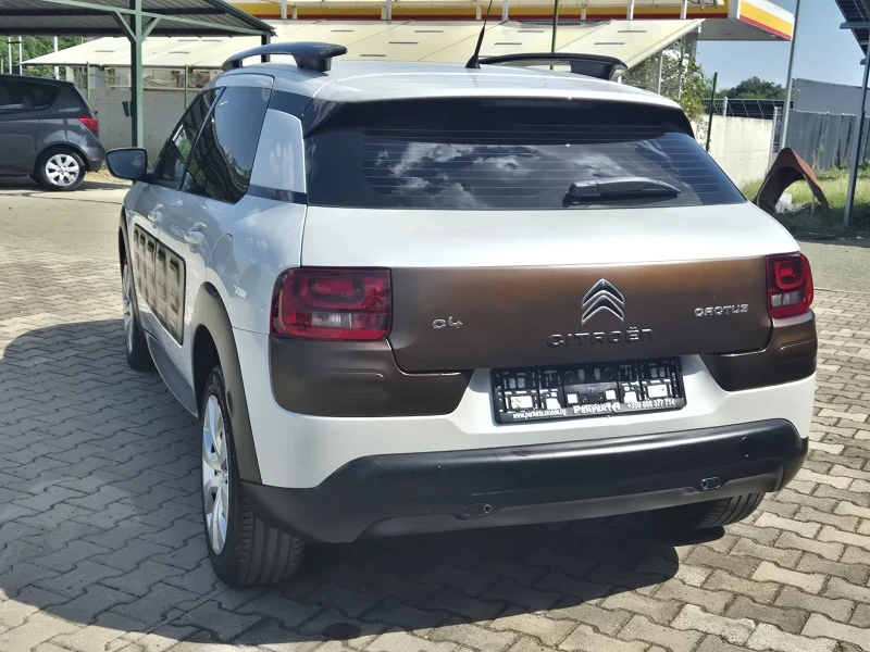 Citroen C4 Cactus 1.6HDI 99 к.с., снимка 9 - Автомобили и джипове - 51102584