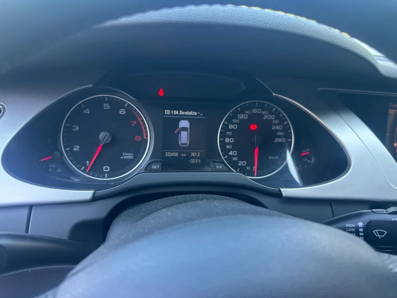 Audi A4 1.8 TFSI, снимка 9 - Автомобили и джипове - 51358533