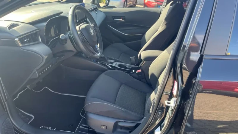 Toyota Corolla 2.0HEV/184HP/TOURING/TEAM-D/CAM/LED/KLESS/623g, снимка 9 - Автомобили и джипове - 52495373