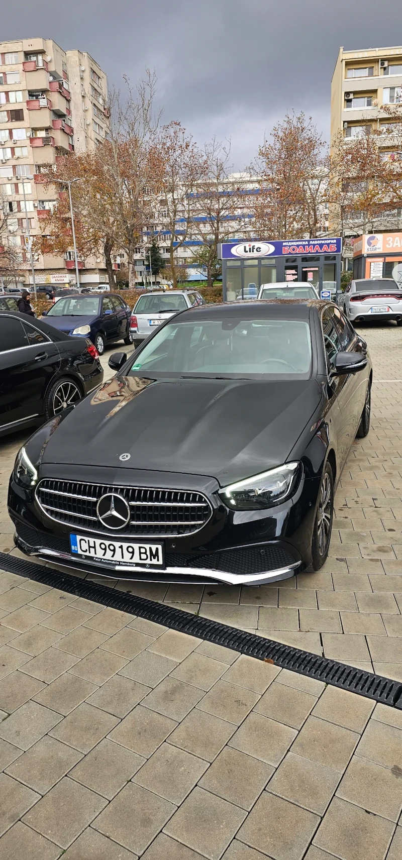 Mercedes-Benz E 220 9G tronik , снимка 2 - Автомобили и джипове - 52554790