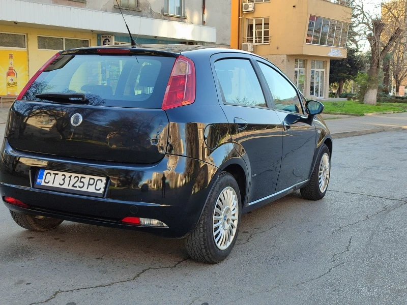 Fiat Punto 1.3d M-jet, снимка 5 - Автомобили и джипове - 52777360