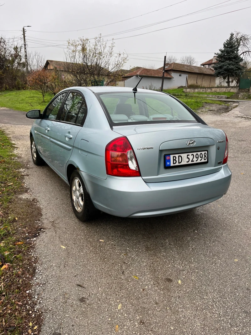 Hyundai Accent, снимка 3 - Автомобили и джипове - 52895323