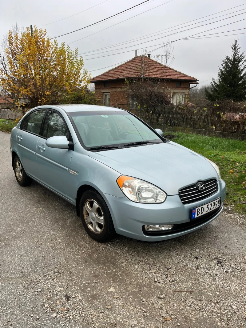 Hyundai Accent, снимка 2 - Автомобили и джипове - 52895323