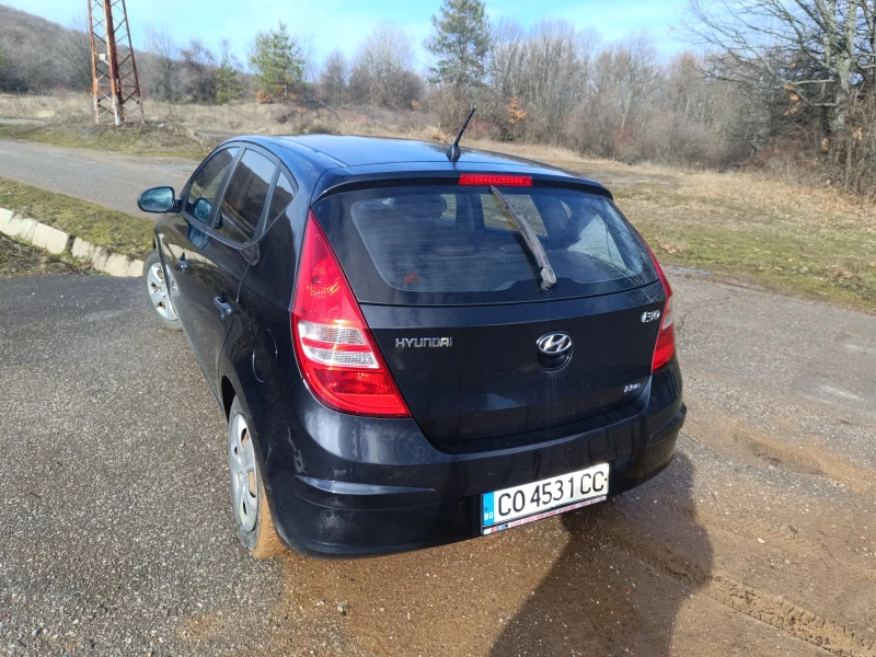 Hyundai I30 1.4I, снимка 5 - Автомобили и джипове - 53259243