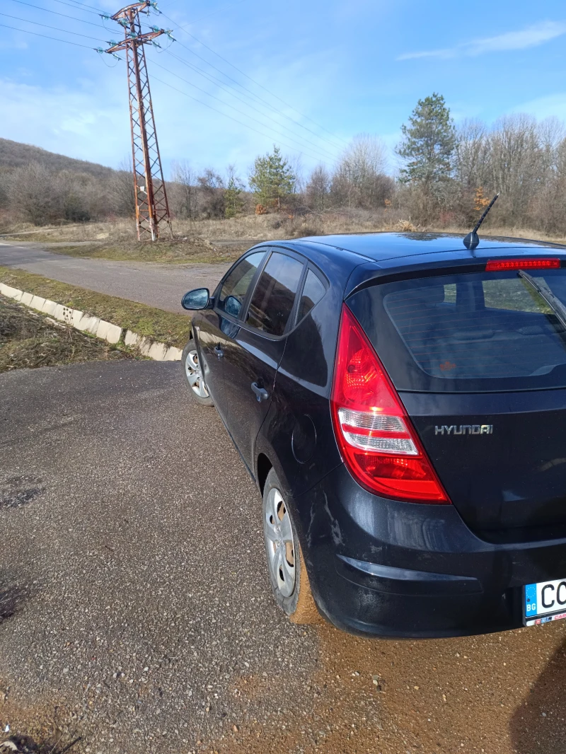 Hyundai I30 1.4I, снимка 4 - Автомобили и джипове - 53259243