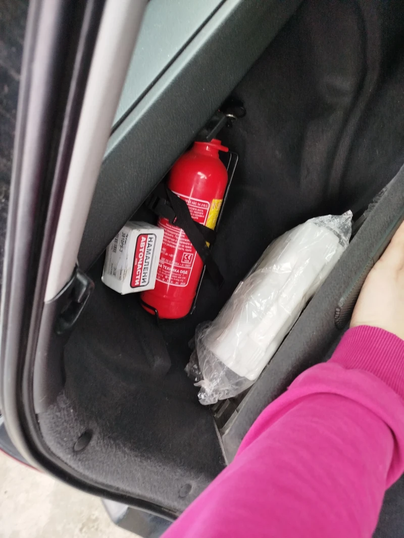 Honda Civic 1.4 90кс Газ, снимка 15 - Автомобили и джипове - 53479535