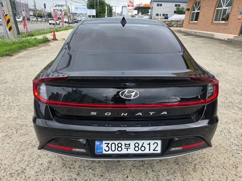 Hyundai Sonata (Dn8) 2.0 Smart, снимка 2 - Автомобили и джипове - 55637178