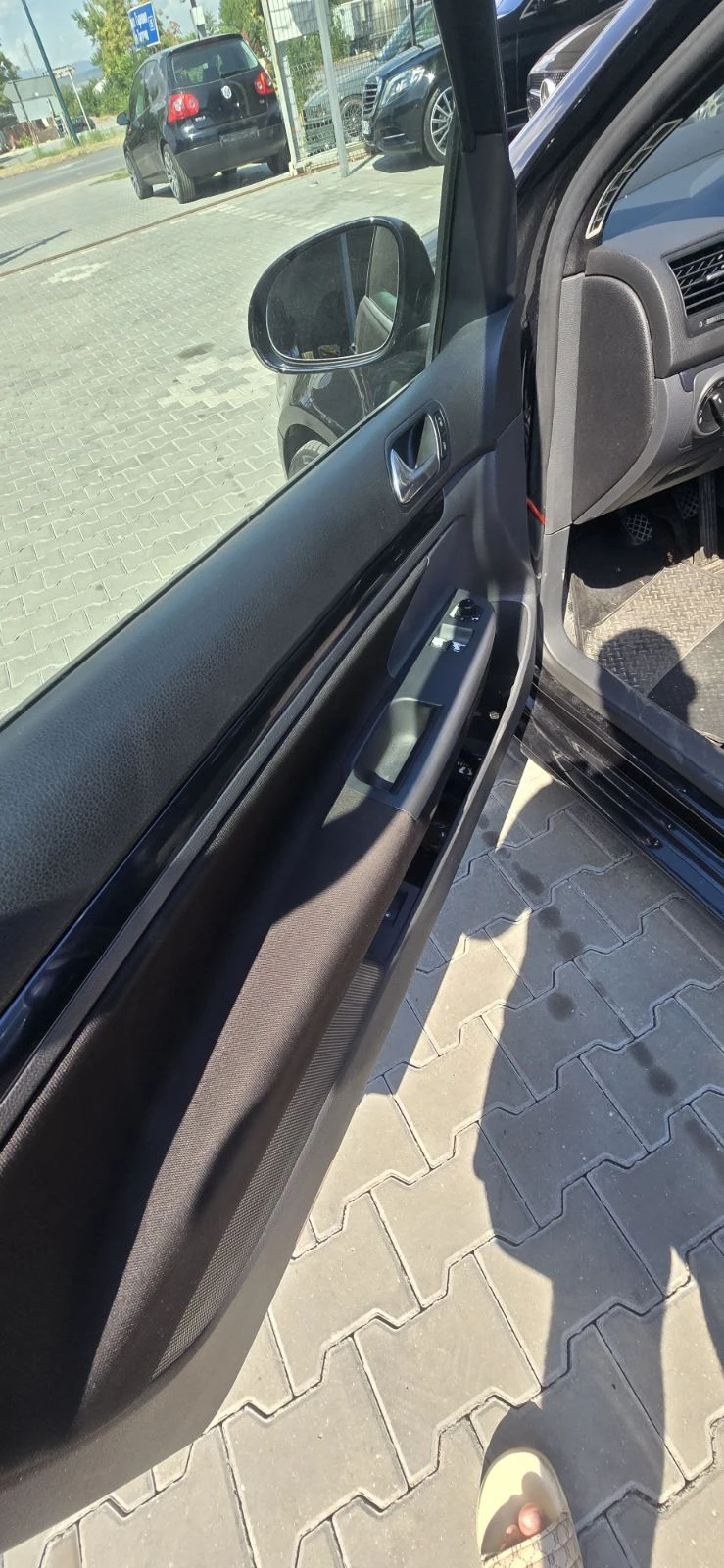 VW Golf 2.0 170k.c, снимка 7 - Автомобили и джипове - 55940273