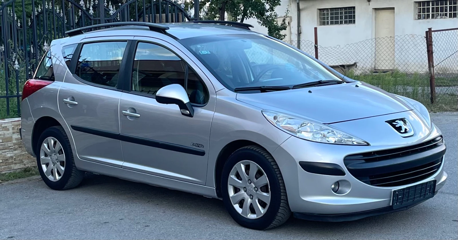 Peugeot 207 SW 1.4i 95 к.с.  - изображение 3