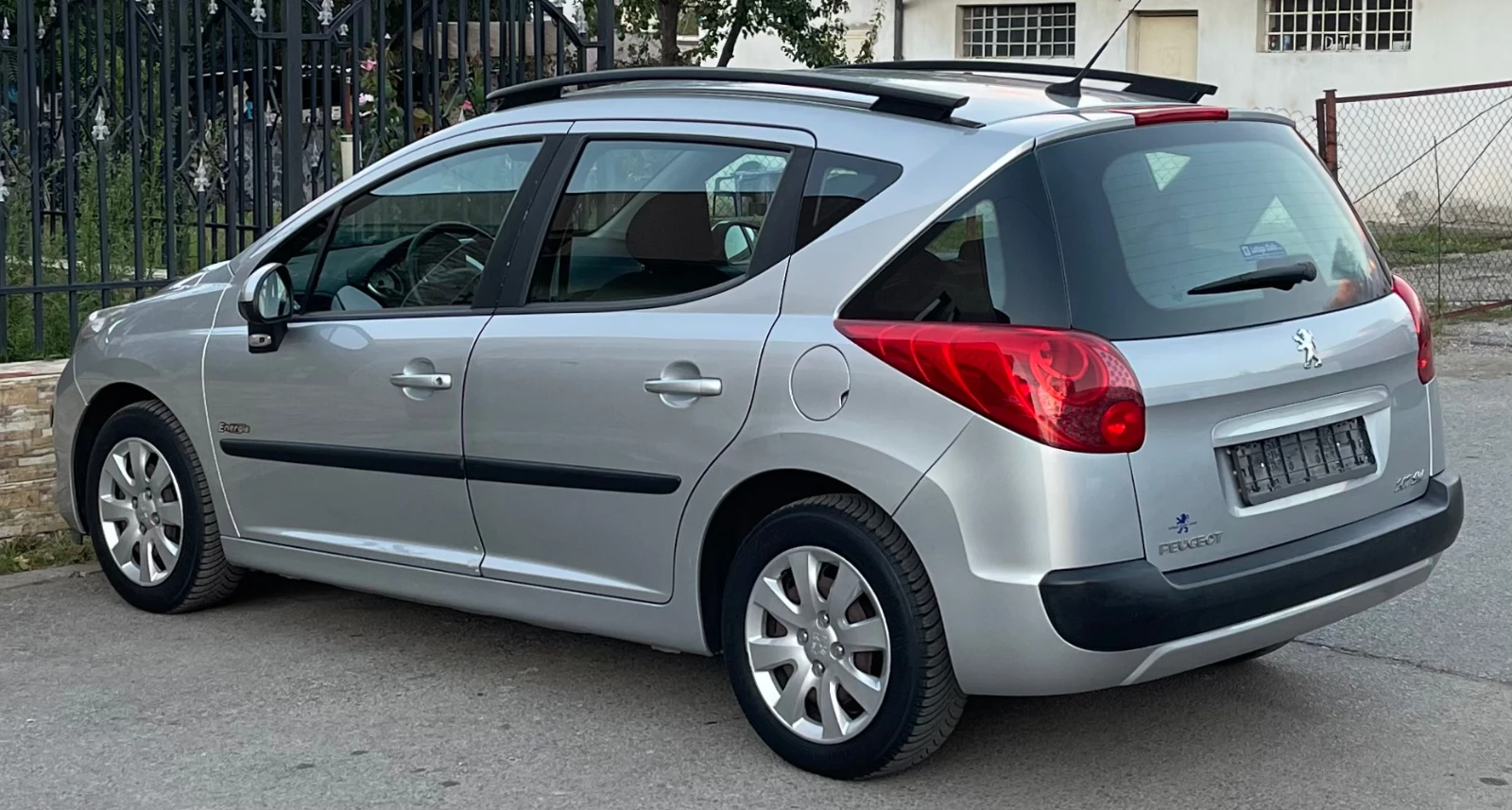 Peugeot 207 SW 1.4i 95 к.с.  - изображение 6