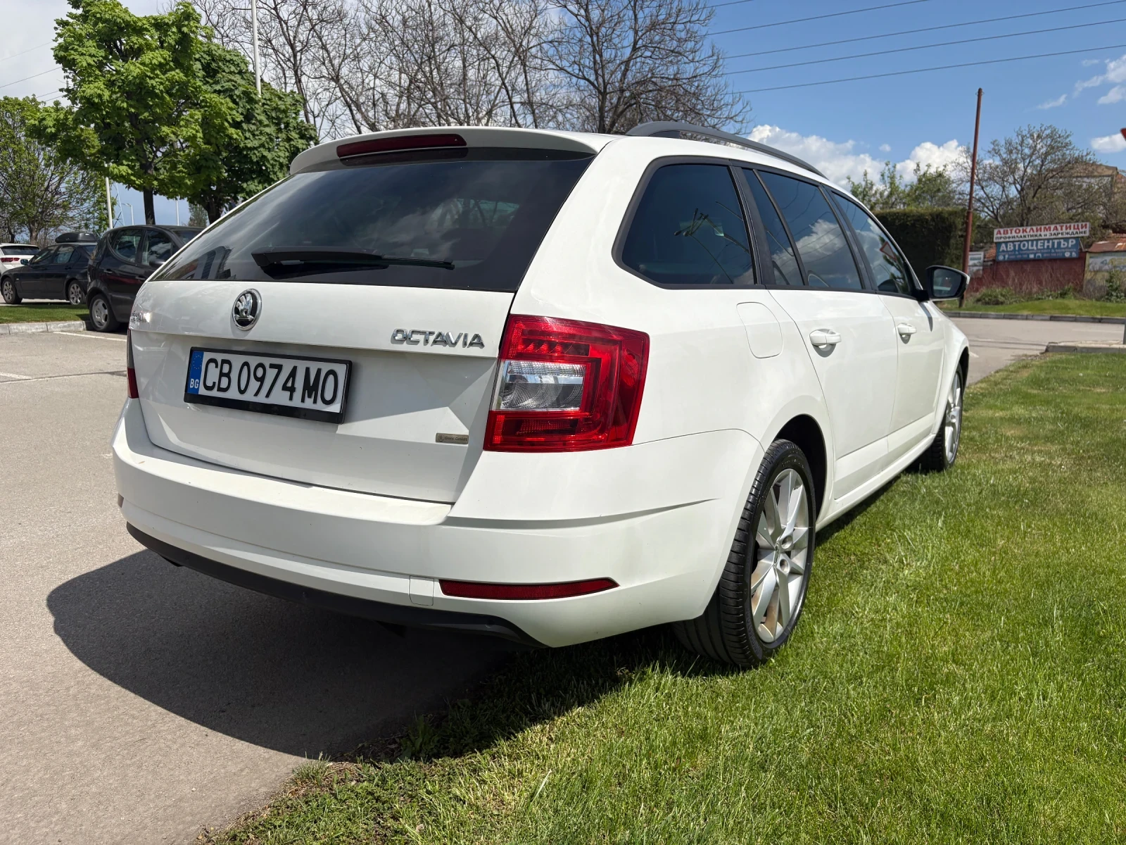Skoda Octavia 1.6tdi - изображение 4