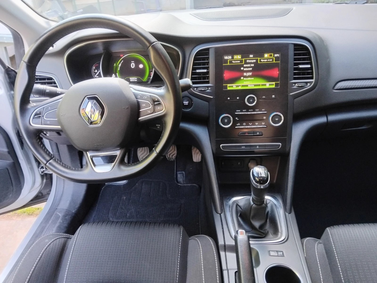 Renault Megane 1.5 NAVI LED - изображение 4
