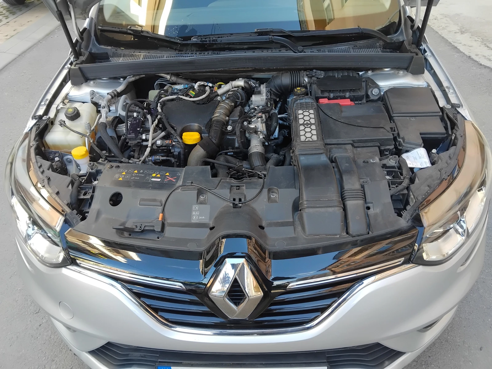 Renault Megane 1.5 NAVI LED - изображение 6