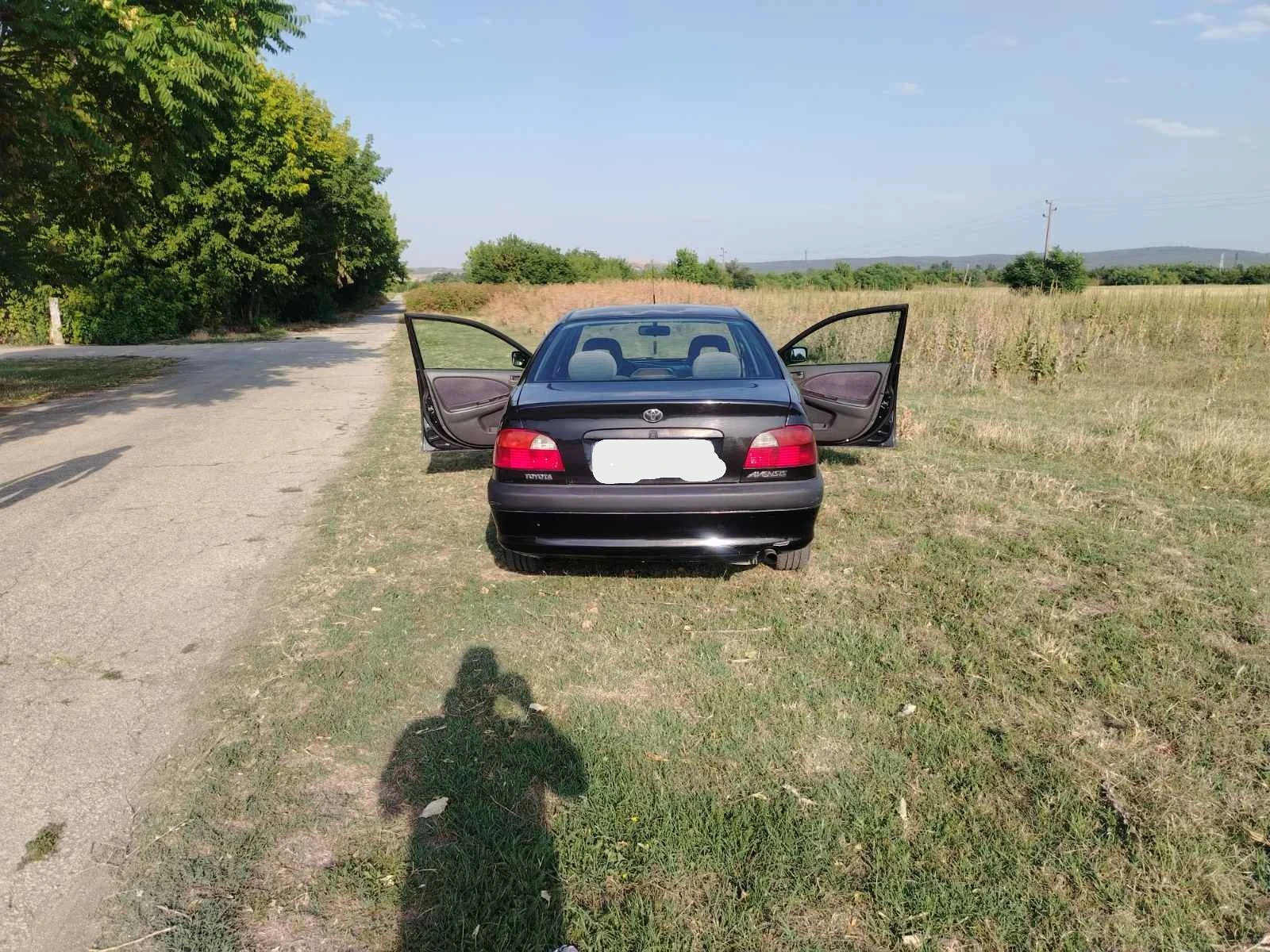 Toyota Avensis  - изображение 3