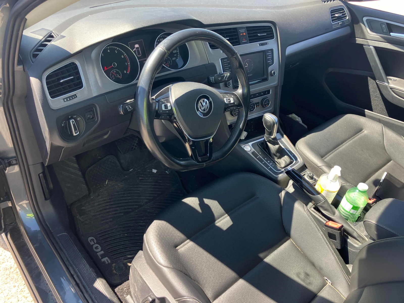 VW Golf 5dr HB Auto 1.8 TSI * CARFAX* АВТОФИНАНСИРАНЕ*  - изображение 5