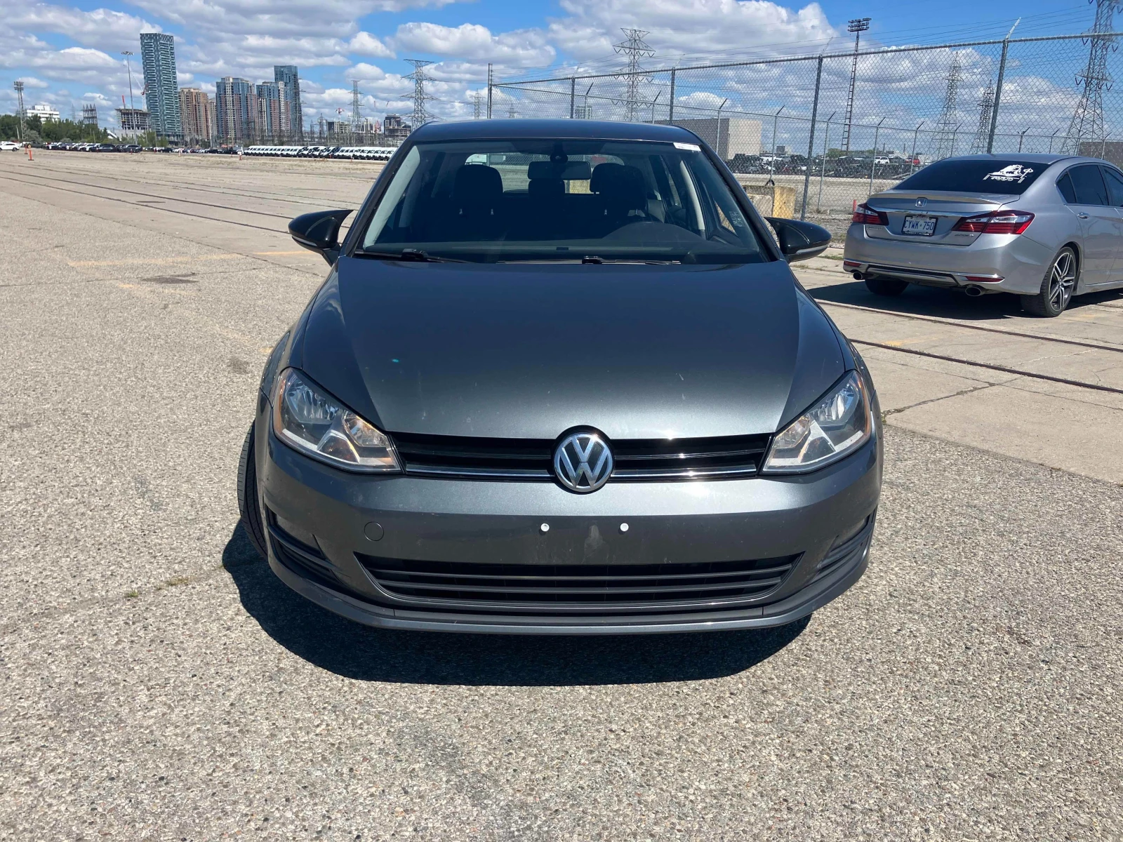 VW Golf 5dr HB Auto 1.8 TSI * CARFAX* АВТОФИНАНСИРАНЕ*  - изображение 2